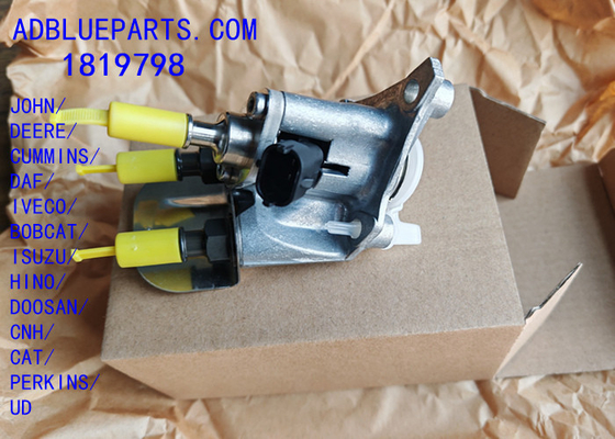 1819798 OEM BOSCH DEF DOSING UNIT / UREA NOZZLE / DOSING MODULE 1819798 Adblue Injector نوزل دوز نوزل دوز برای جان دیر کمینز DAF IVECO BOBCAT ISUZU HINO DOOSAN CNH CAT PERKINS UD