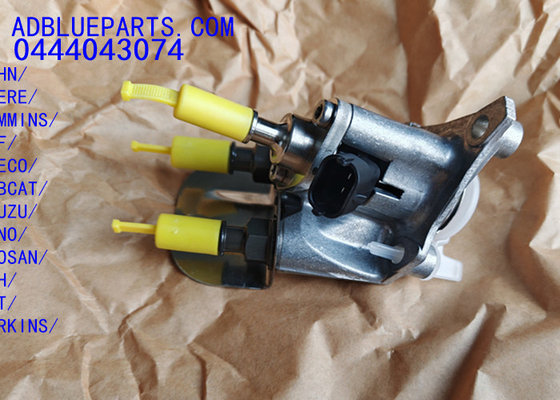 0444043074 OEM BOSCH DEF DOSING UNIT / UREA NOZZLE / DOSING MODULE 0444043074 Adblue Injector نوزل دوز نوزل برای جان دیر کمینز DAF IVECO BOBCAT ISUZU HINO DOOSAN CNH PER CATKINS UD